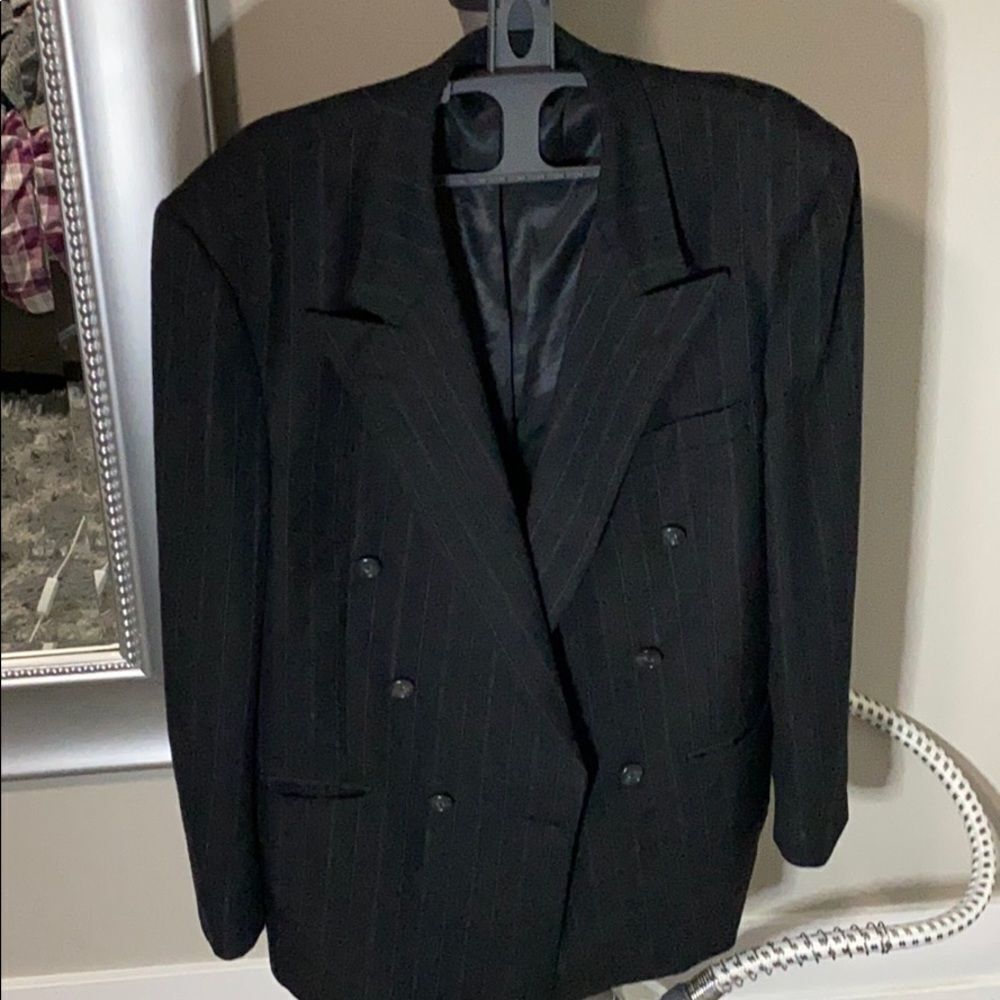 Vintage Burberry Blazer in EUC size Med pure wool excellent Suit jacket